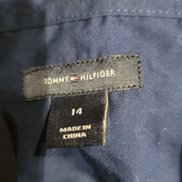 Tommy Hilfiger boys button down in dark bluebdize 14 - Picture 3 of 3